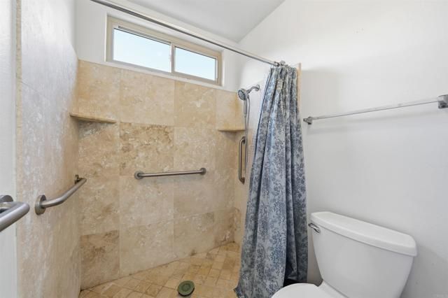 2327 Amber Lane, Escondido, CA 92026