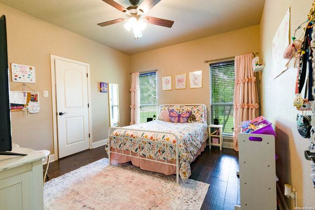 1640 CAMDEN LN, Pleasanton, TX 78064