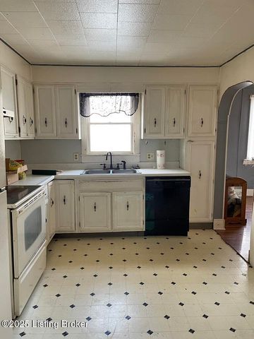 8354 W Kent SR 256, Lexington, IN 47138