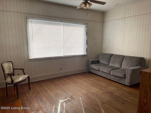 8354 W Kent SR 256, Lexington, IN 47138