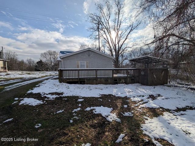 8354 W Kent SR 256, Lexington, IN 47138
