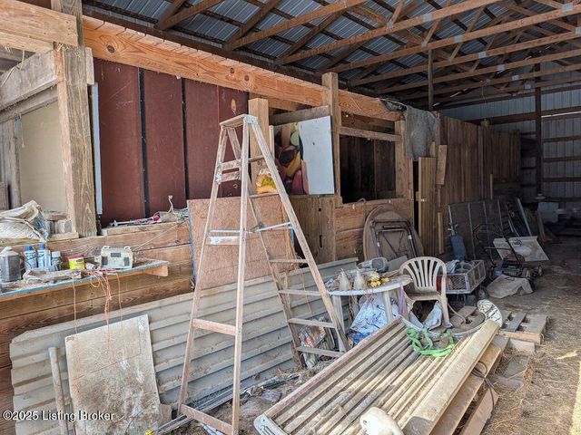 8354 W Kent SR 256, Lexington, IN 47138