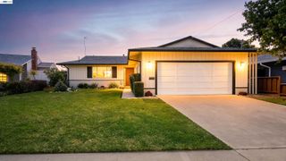 26003 Dodge Ave, Hayward, CA 94545