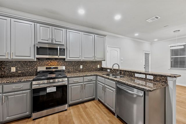 1045 Rodin Lane, Carrollton, TX 75006