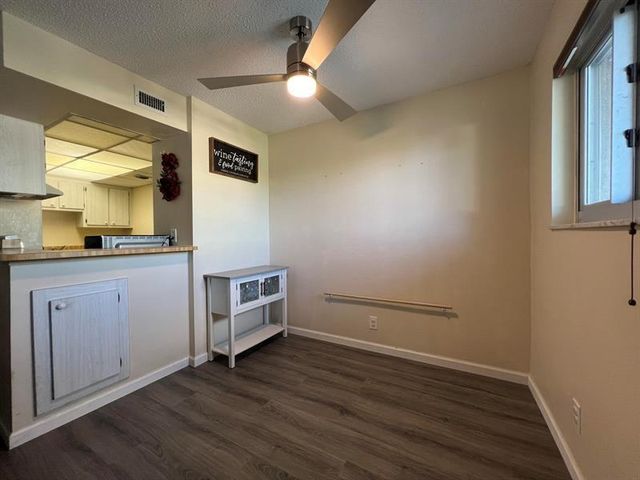 1807 Fairview Villas Drive 3, Palm Springs, FL 33406