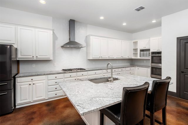 91 Seattle Slew Lane, Fairview, TX 75069