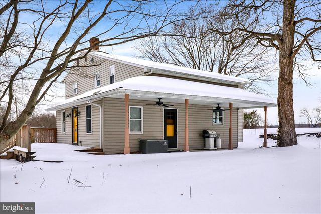 1239 S MEADOW LN, Palmyra, PA 17078