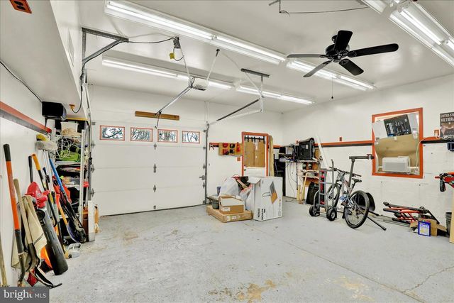 1239 S MEADOW LN, Palmyra, PA 17078