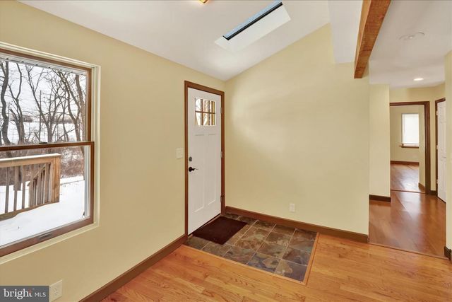 1239 S MEADOW LN, Palmyra, PA 17078