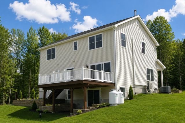 339 Gage Road, Newport Town, VT 05857