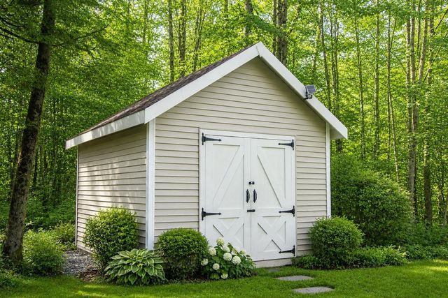 339 Gage Road, Newport Town, VT 05857