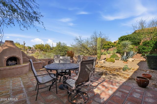 7394 E QUIEN SABE Way, Scottsdale, AZ 85266