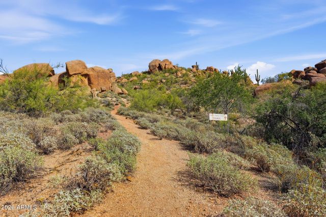 7394 E QUIEN SABE Way, Scottsdale, AZ 85266