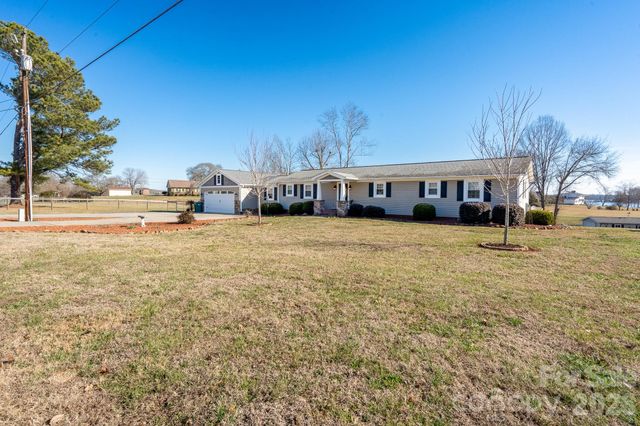 523 Harbor Road, Norwood, NC 28128