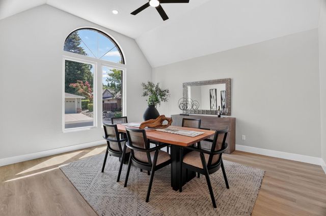 1217 San Simeon Dr, Roseville, CA 95661