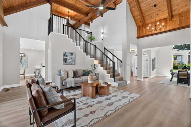 1217 San Simeon Dr, Roseville, CA 95661