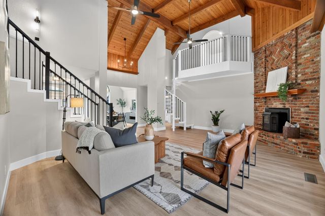 1217 San Simeon Dr, Roseville, CA 95661