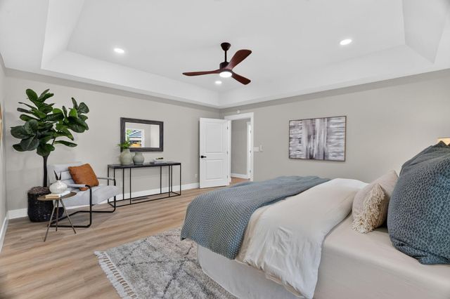1217 San Simeon Dr, Roseville, CA 95661