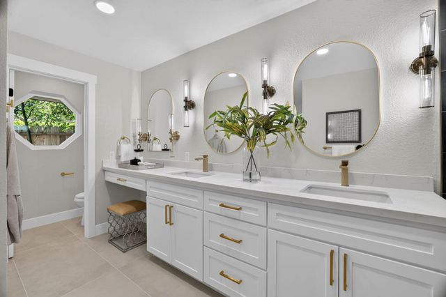 1217 San Simeon Dr, Roseville, CA 95661