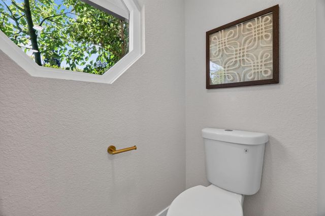 1217 San Simeon Dr, Roseville, CA 95661