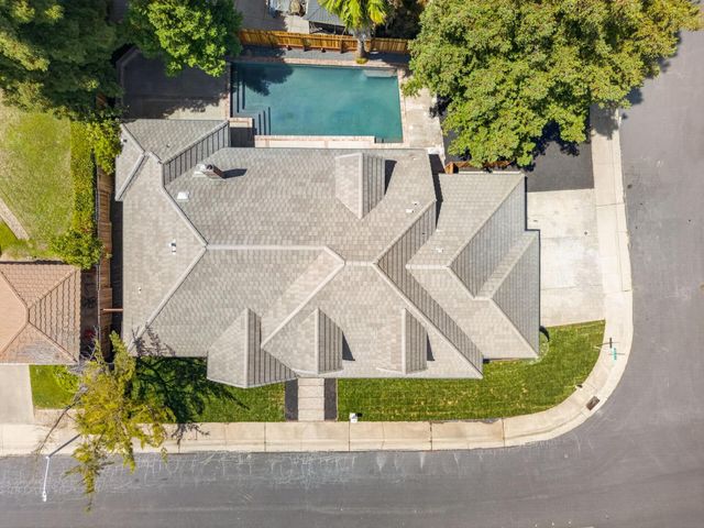 1217 San Simeon Dr, Roseville, CA 95661