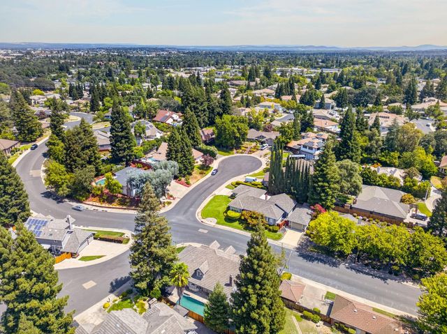1217 San Simeon Dr, Roseville, CA 95661