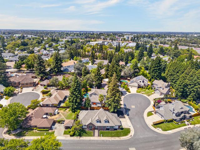 1217 San Simeon Dr, Roseville, CA 95661