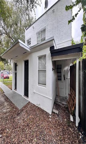 1613-1615 NW 45th St, Miami, FL 33142