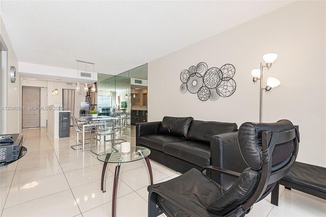 201 178th Dr 215, Sunny Isles Beach, FL 33160