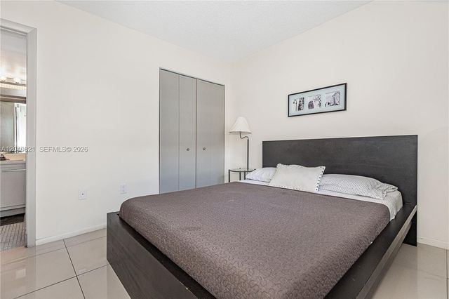 201 178th Dr 215, Sunny Isles Beach, FL 33160