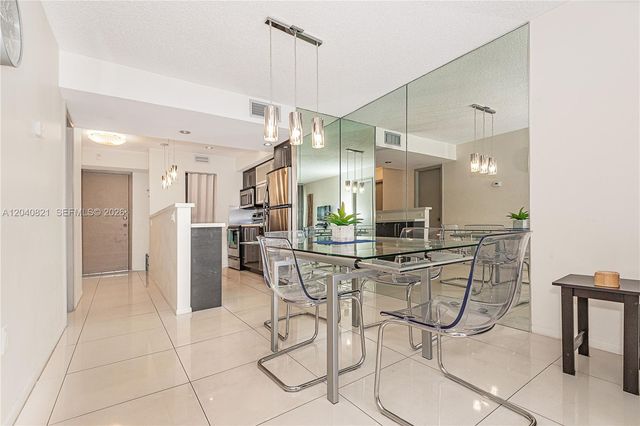 201 178th Dr 215, Sunny Isles Beach, FL 33160