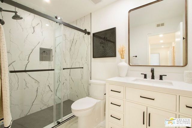 1100 E Amado Road 13C1, Palm Springs, CA 92262