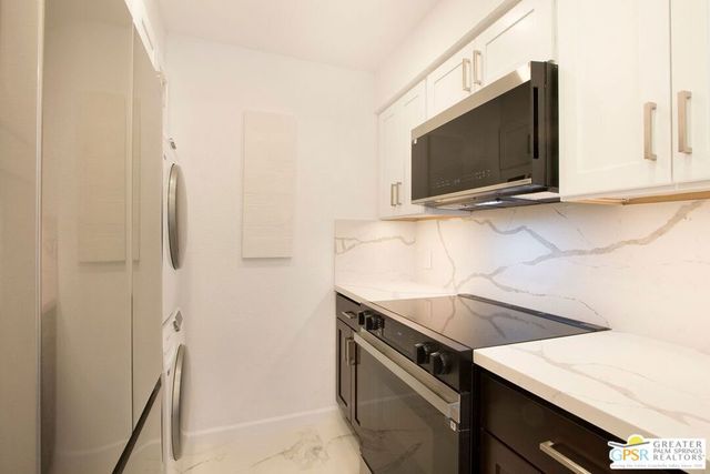 1100 E Amado Road 13C1, Palm Springs, CA 92262