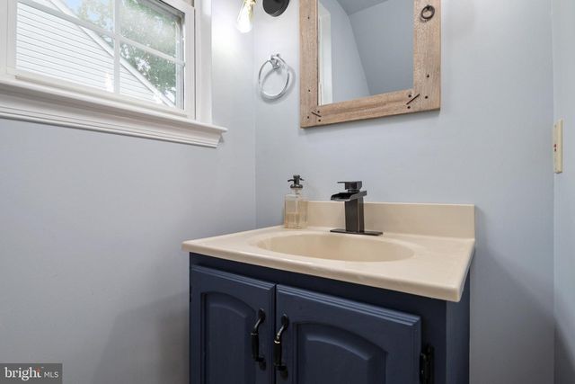 1193 OAK AVE, Shady Side, MD 20764