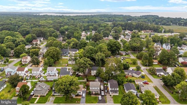 1193 OAK AVE, Shady Side, MD 20764