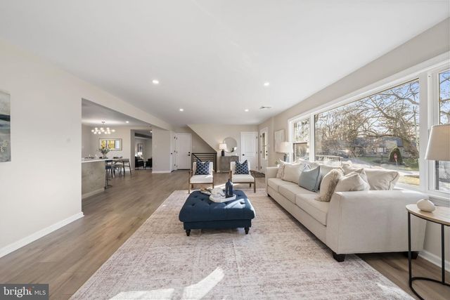 499 COLLINS DR, Springfield, PA 19064