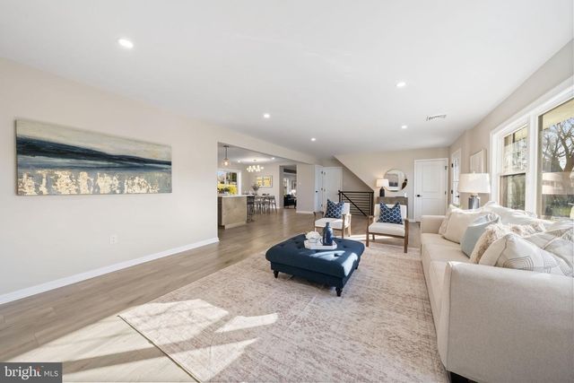 499 COLLINS DR, Springfield, PA 19064