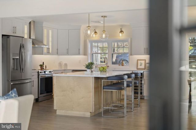 499 COLLINS DR, Springfield, PA 19064