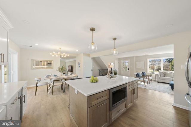 499 COLLINS DR, Springfield, PA 19064