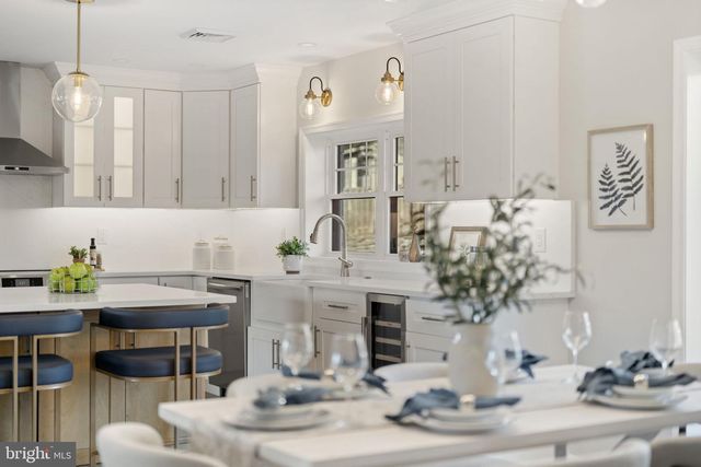 499 COLLINS DR, Springfield, PA 19064