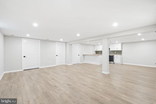 499 COLLINS DR, Springfield, PA 19064