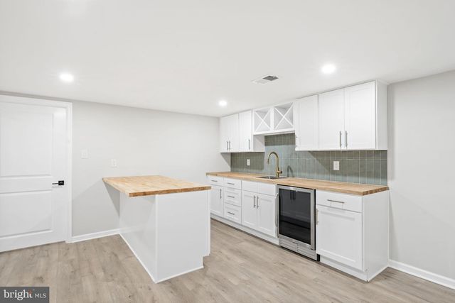 499 COLLINS DR, Springfield, PA 19064