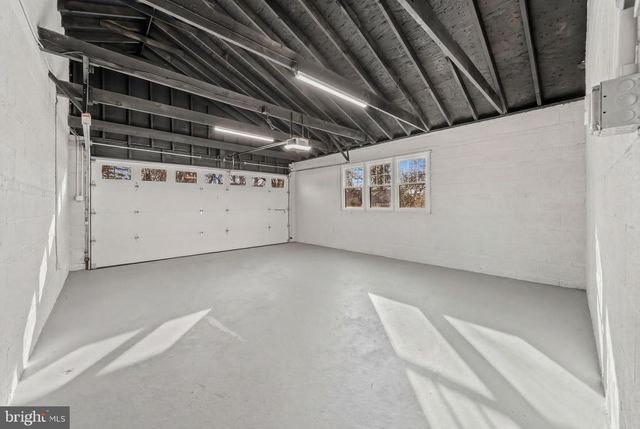 499 COLLINS DR, Springfield, PA 19064