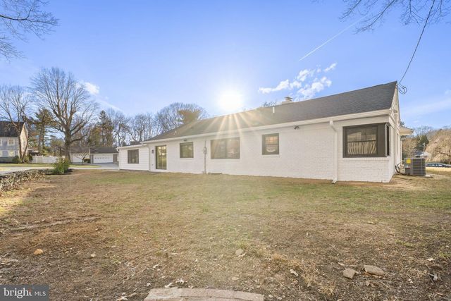 499 COLLINS DR, Springfield, PA 19064