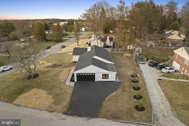 499 COLLINS DR, Springfield, PA 19064