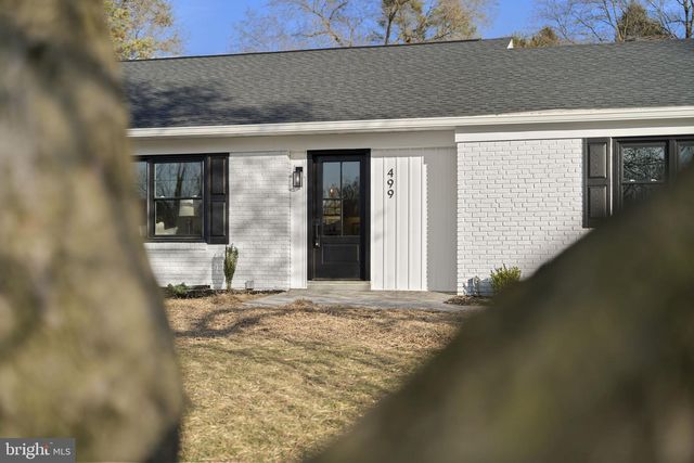 499 COLLINS DR, Springfield, PA 19064