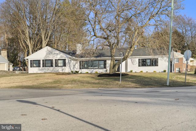 499 COLLINS DR, Springfield, PA 19064