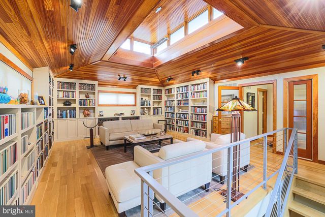 6300 SHELRICK DR, Baltimore, MD 21209