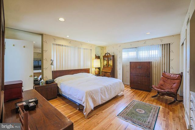 6300 SHELRICK DR, Baltimore, MD 21209