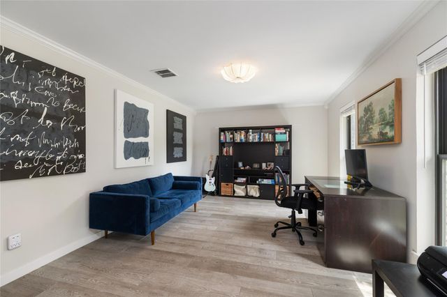 2030 Willowmoss Court, Houston, TX 77008